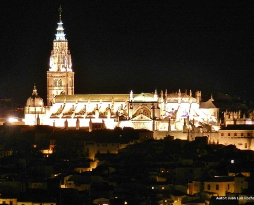 Catedral de Toledo de noche