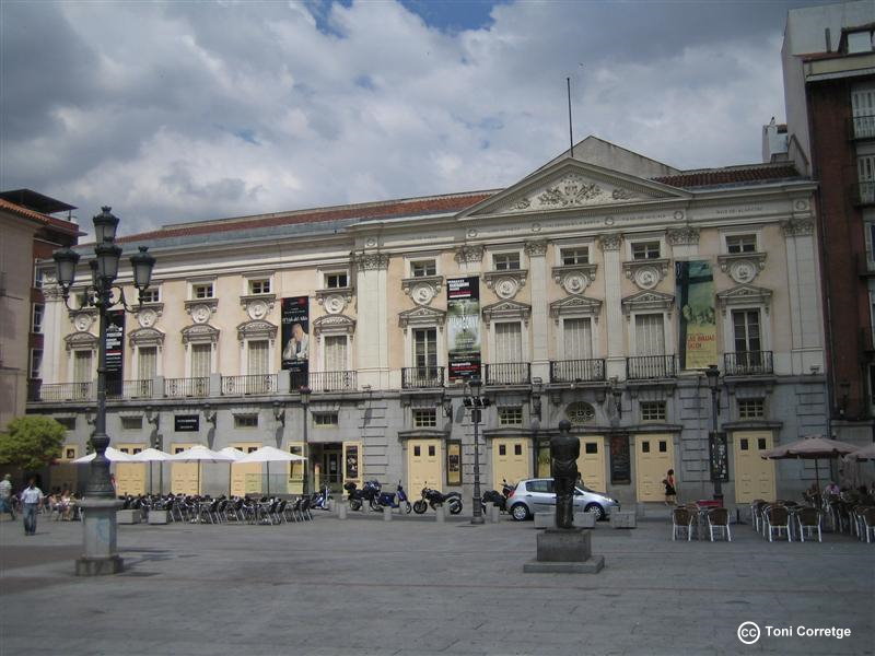 Plaza de Santa Ana - Ruta por el Barrio de las Letras de Madrid